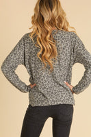 FRONT BUTTON TIE ANIMAL PRINT TOP